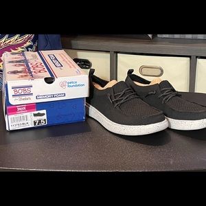 Skechers BOBS Skipper Winter Wonderland Slip on 113783 size 7.5 black